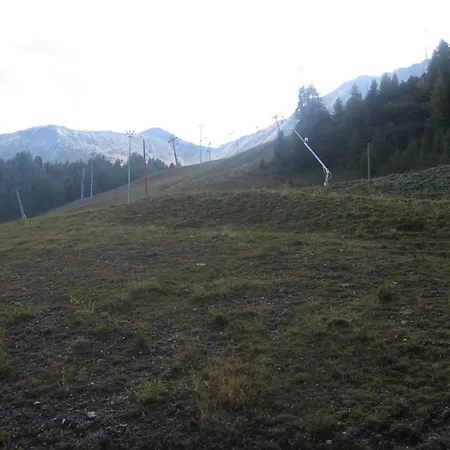 Cosy Avec Balcon Proche Pistes, - Fr-1-351-17 Apartment *